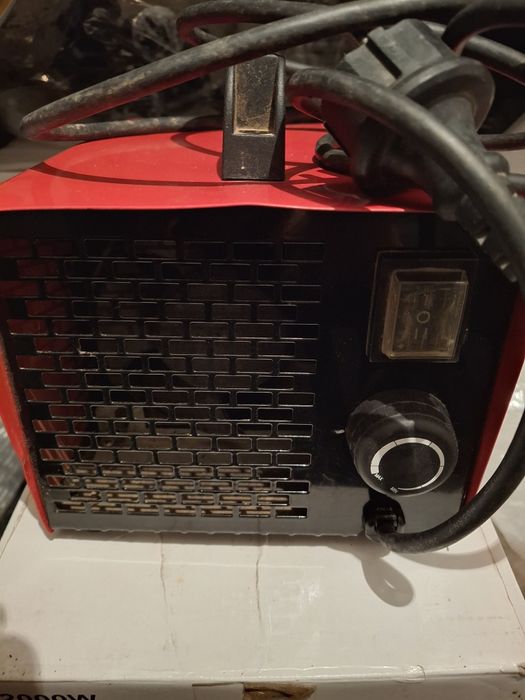 Vând încălzitor ceramic