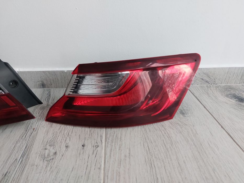 Stop stopuri stanga dreapta renault megane 4 originale