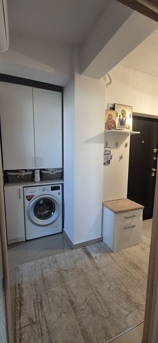 Apartament cu  2 camere decomandat+2 locuri de parcare