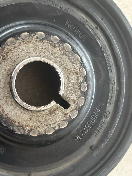 Fulie vibrochen renault megane 3  1.5 dci