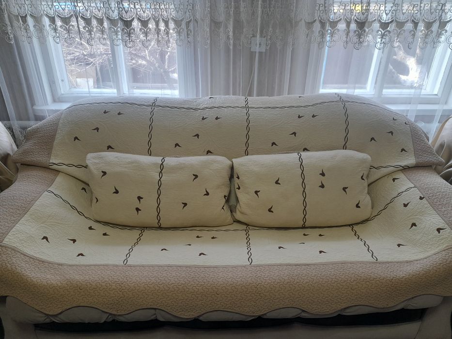 Покрывало с двумя наволочками