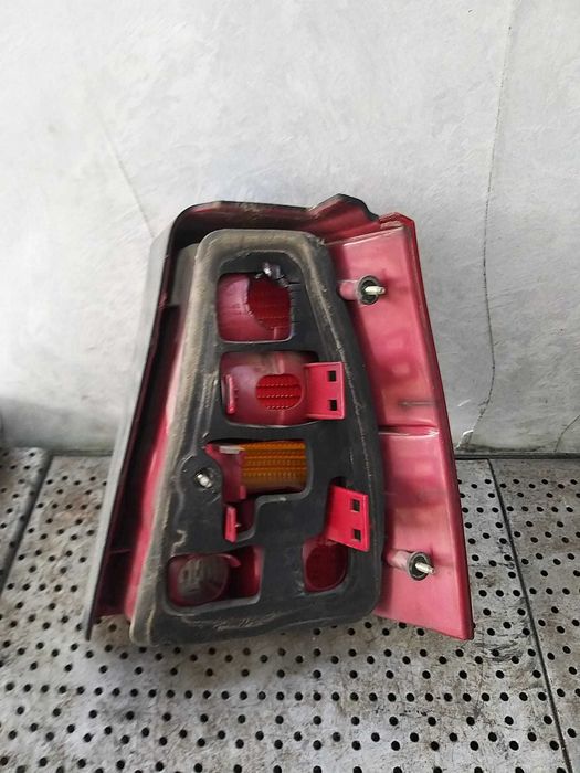 Stop tripla lampa dreapta vw golf 4 1j break