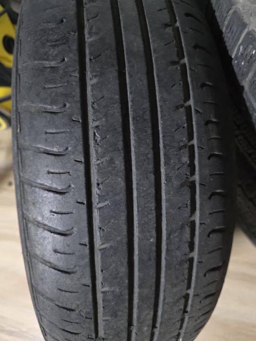 Продам одну шину Hankook Optimo 185/65 R15.