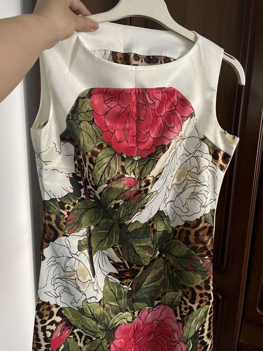 Женсакая одежда, хорошего качества