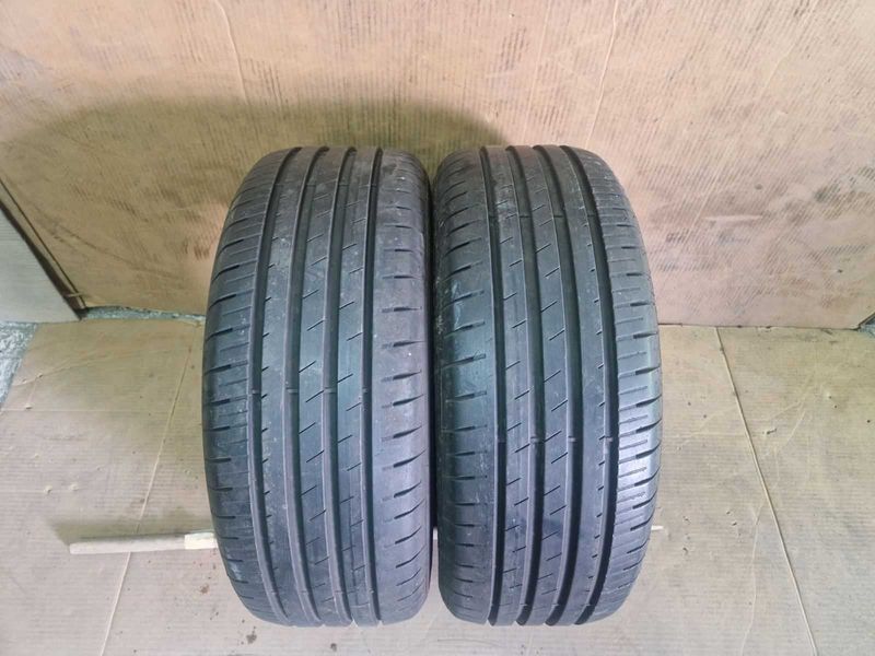 2 Fulda R16 215/55
летни гуми
DOT1820