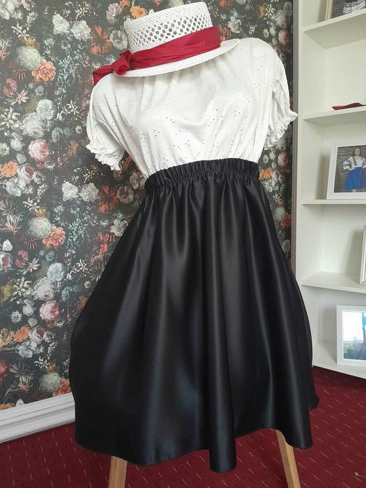 Pălărie cu eșarfă din mătase & Fustă cloș din tafta