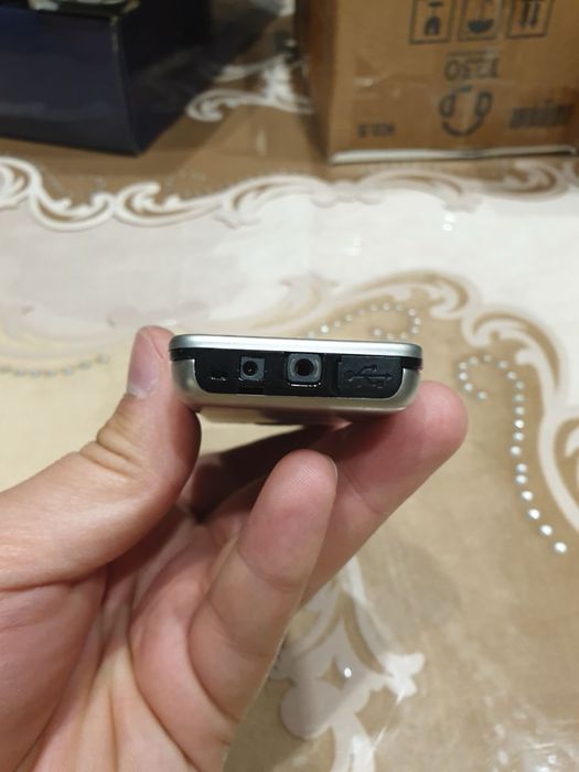 Продается Nokia 6300 imei bor/ имеи есть