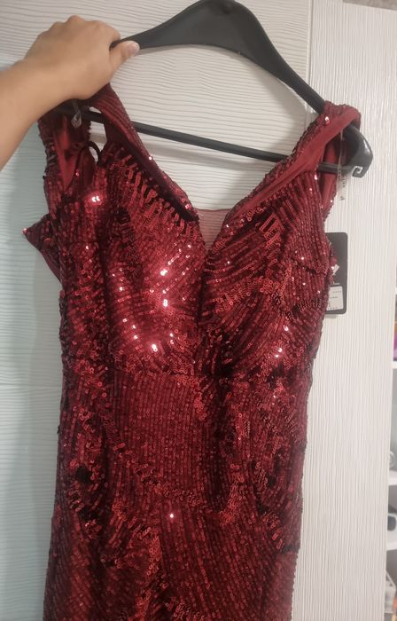 Дълга официална рокля