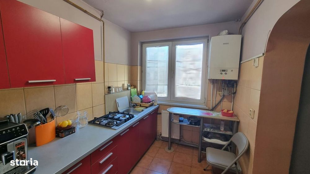 Apartament cu 2 camere decomandate circular, Centru