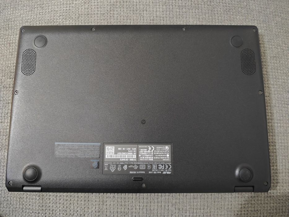 Vand Laptop ASUS ca nou folosit de 10 ori