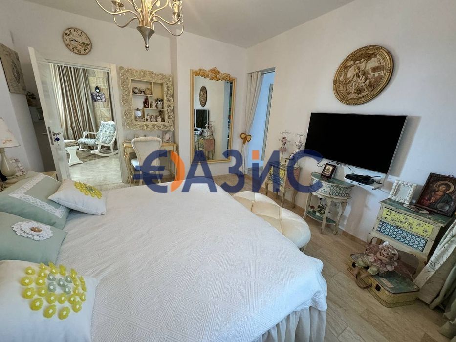 Продава се Тристаен апартамент в Несебър - 183 кв.м за 1840 €/кв.м - Снимка #8