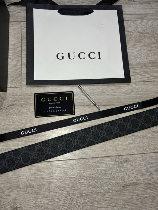 Curea Gucci 110 cm cu accesorii
