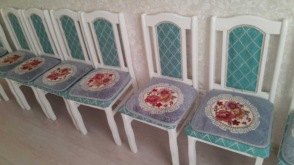 стол со стульями