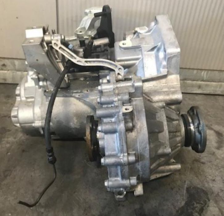 Скоростна кутия Dsg7 Audi Vw Skoda Seat 1.6tdi чисто нова 7ск код Sms