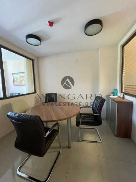 Продава се Офис в Пловдив, Център - 80 кв.м за 2445 €/кв.м - Снимка #9