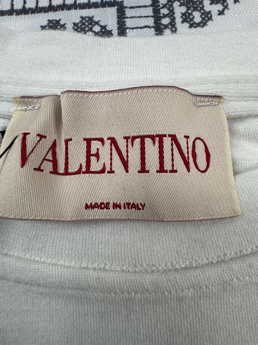 Valentino-Автентична чисто нова дамска тениска М-Л