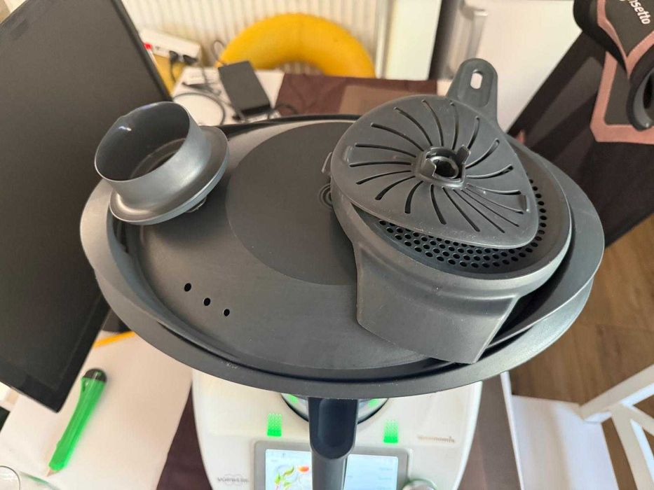 Thermomix TM6 Vorwerk – Stare impecabilă + Blat lemn original (Predare personală Cluj)