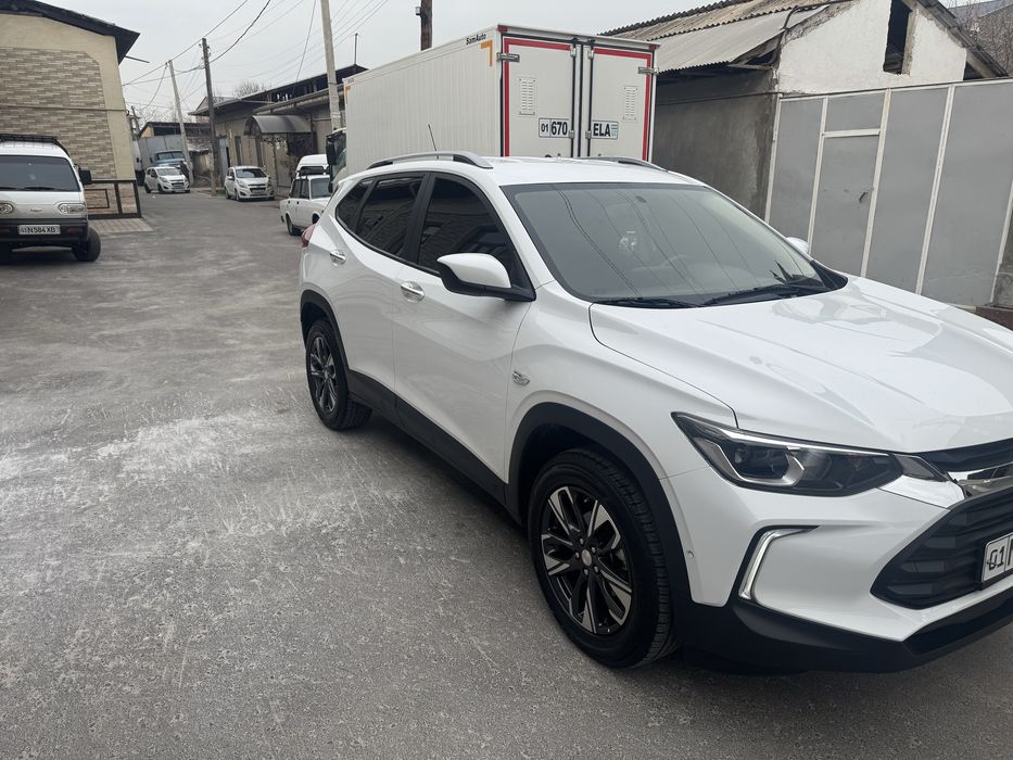 Boshiga 12500$ 18oy uchmilion uchyuzmindan 2 LTZ polni navarot