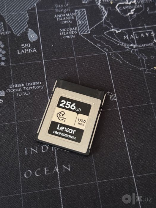 CF express 256 GB 1750 MB
