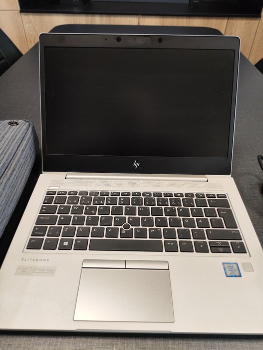 Лаптоп HP EliteBook 830 G2 + Windows 11 Pro готов за работа + чанта