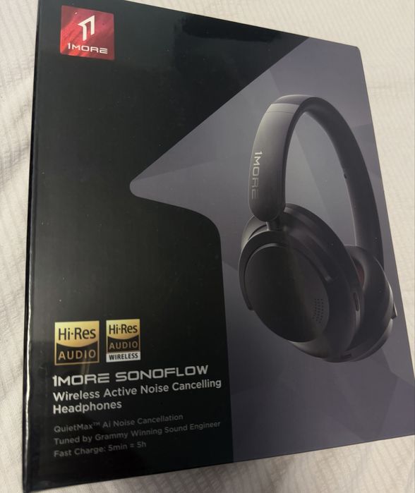 Новые наушники.