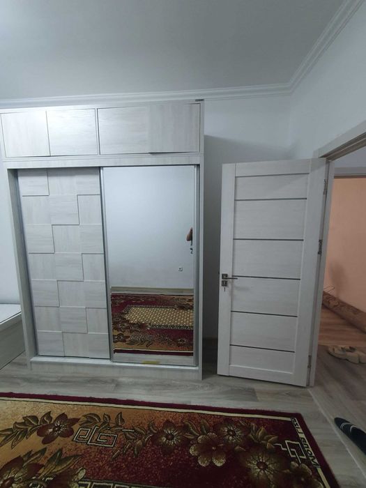 Янги Дархон 2-хонали уй ижарага берилади хамма шароти бор.