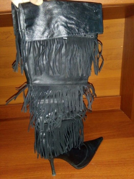 Продам сапоги в отличном состоянии.