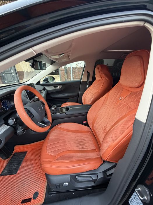 Hongqi EQM-5 срочный сотилади