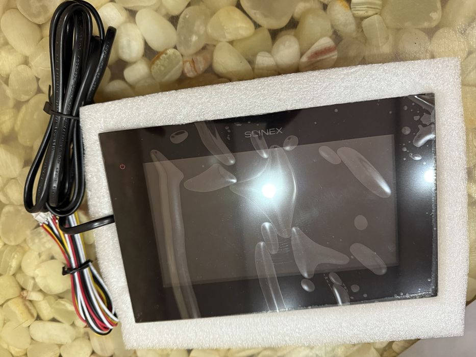 Новый видеодомофон slinex sm 07mhd