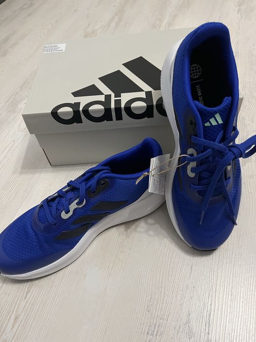 Маратонки Adidas