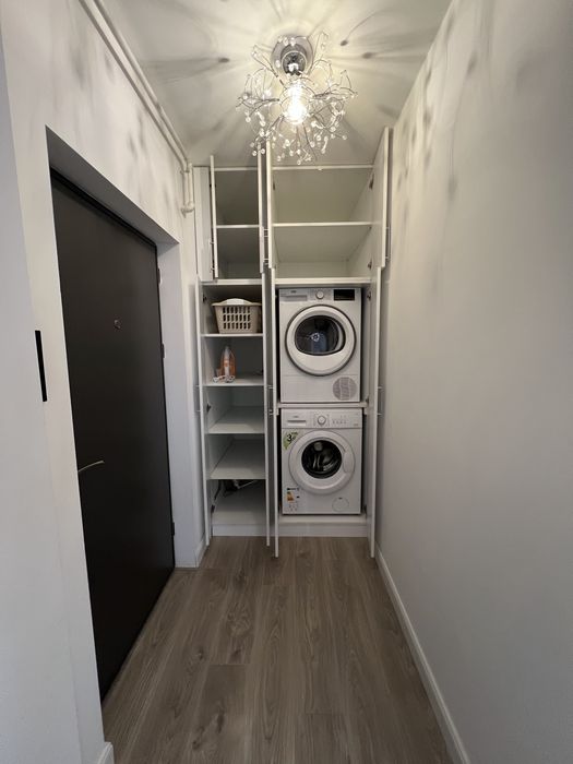 Închiriez apartament zonă centrală