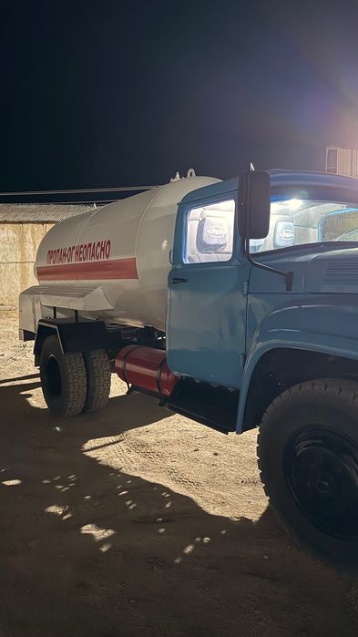 зил                       ааа