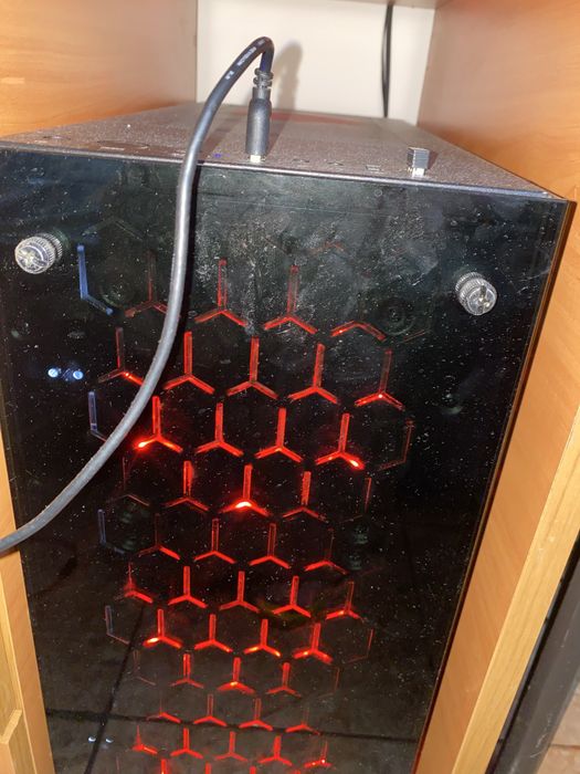 PC Gaming i7+RTX 2060/16 GB RAM/SSD- ruleaza orice joc