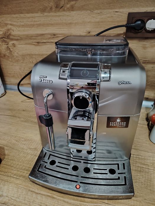 Кафе автомат Saeco Syntia