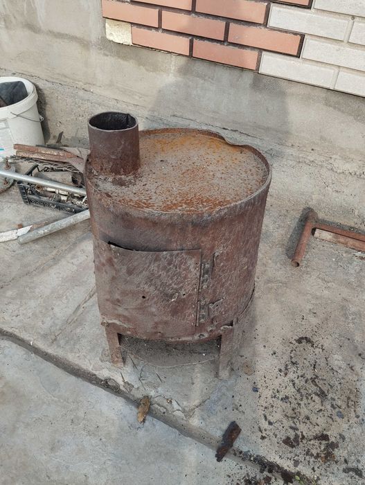 Продам печи металлические