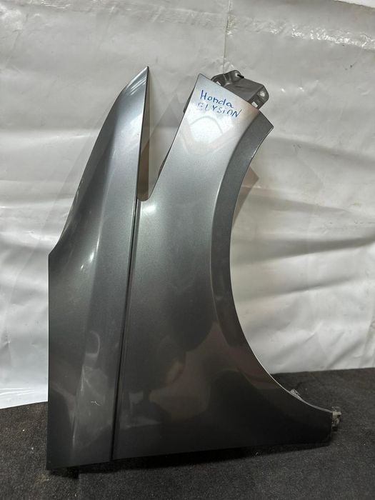 Крыло переднее правое Honda Ilysion