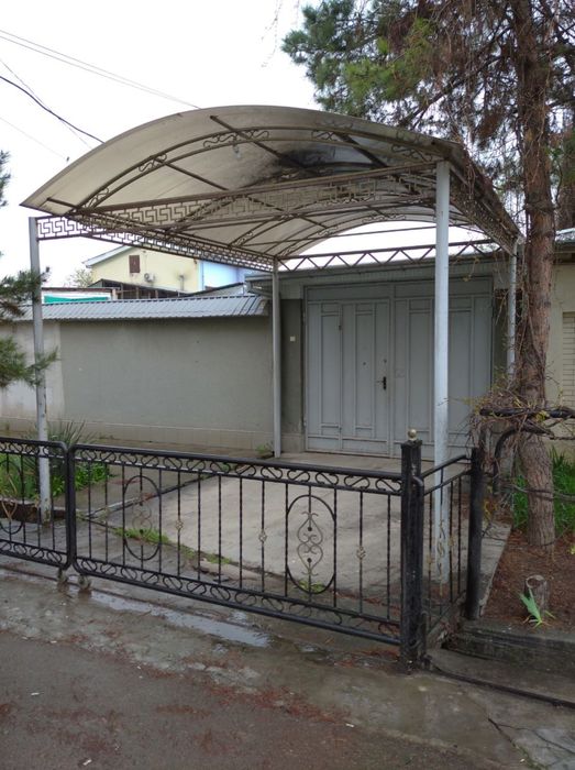 Продается участок с домом в Мирабадcком районе