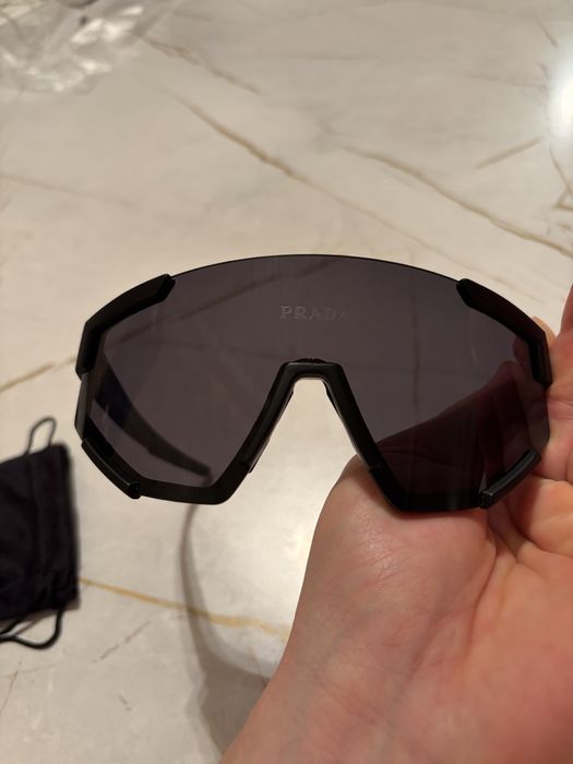 Очки от Prada мужские