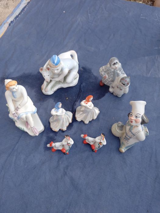 Фарфоровые статуэтки