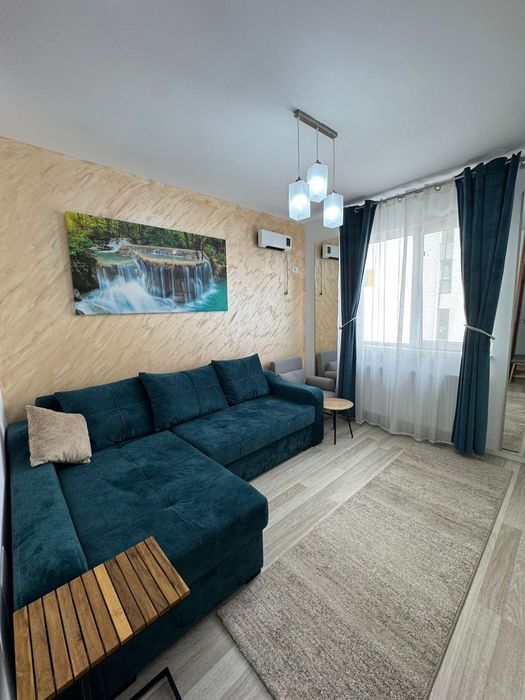 Inchiriez garsoniera spatioasa, statie STB la bloc, parcare