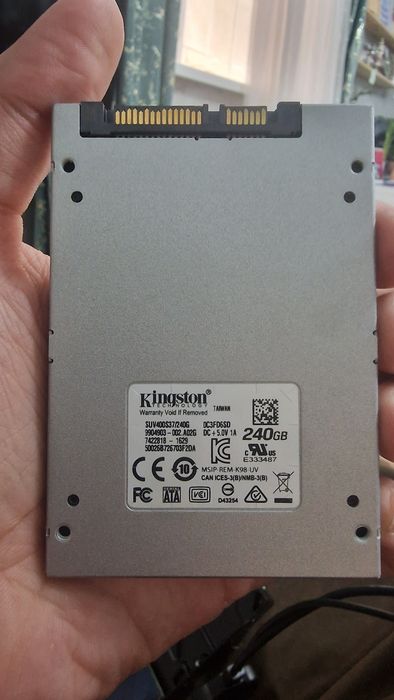 Kingston ssd 256gb. Sata