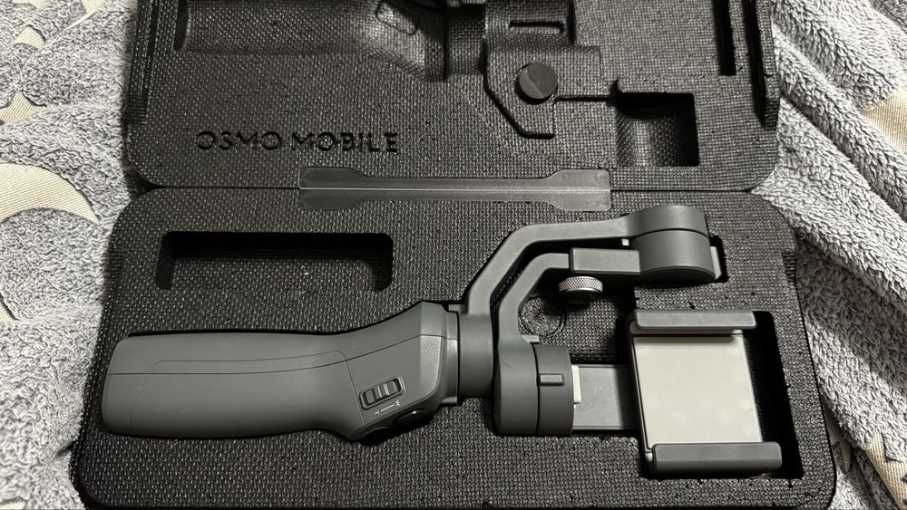DJI Osmo Mobile 2