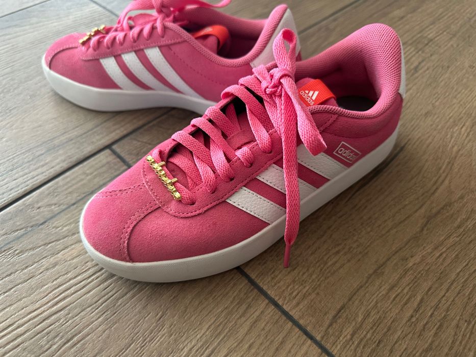Дамски кецове Adidas