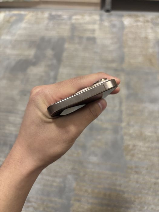 iPhone 16 Pro/128Gb без ремонта