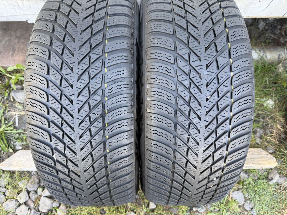 2 бр 215/55/17 Nokian 2023г