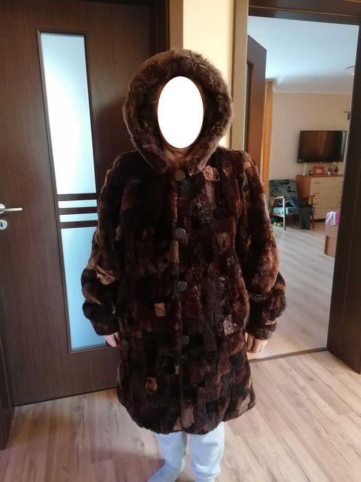 Haina de blana purtata foarte putin
