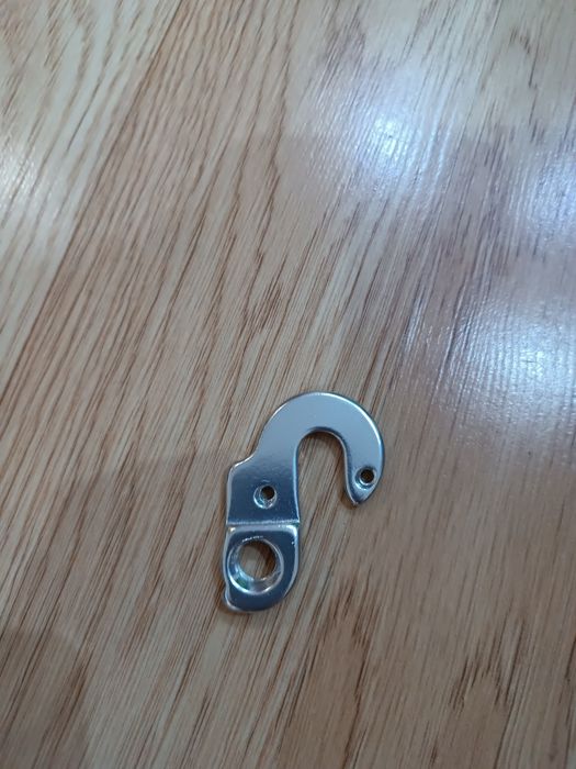 Ухо за дерайльор Union GH-114-ухо за KTM