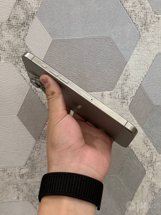 iphone 15 Pro Max srochni