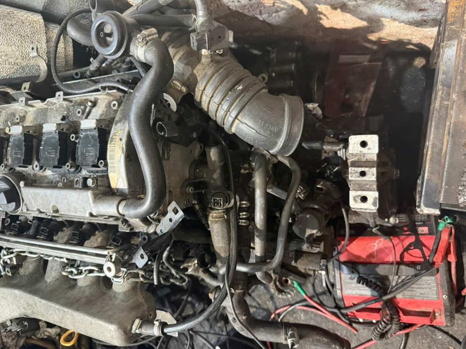 Двигател 1.8Т AGU + кутия 5 степенна ECW