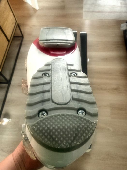 Детски ски 130 см и ски обувки 22.5